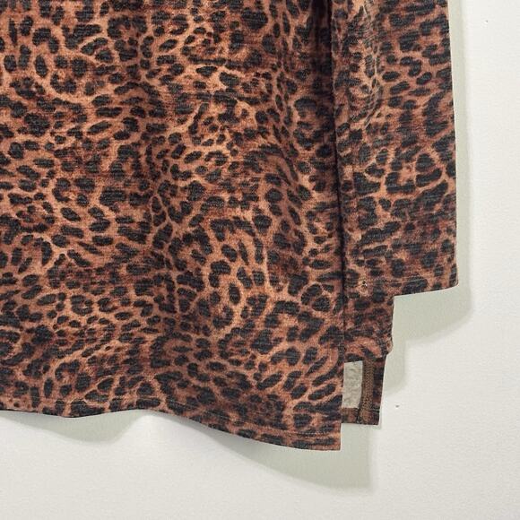 Chicos Tunic Top 0 Small Animal Leopard Brown Long Sleeve Shirt Trendy Work - Picture 2 of 9